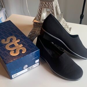 SAS Women's Bliss Black Loafers